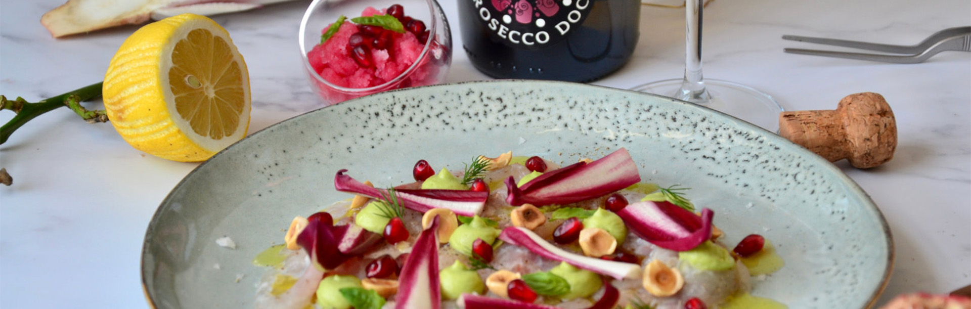 Sea bream carpaccio with Prosecco DOC Rosé and pomegranate granita | Consorzio Tutela Prosecco DOC