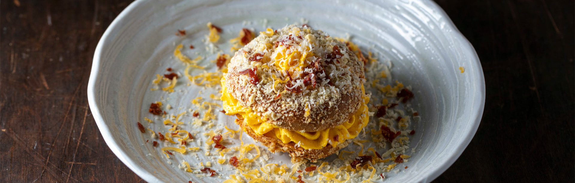 Cheesy Zeppole with Prosecco DOC sabayon | Consorzio Tutela Prosecco DOC